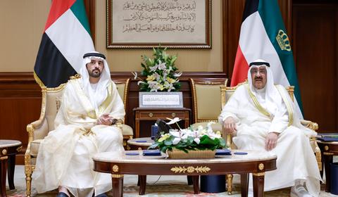 Sheikh Hamdan Media Gallery - Emir of Kuwait receives Hamdan bin Mohammed and high-level UAE delegation accompanying him