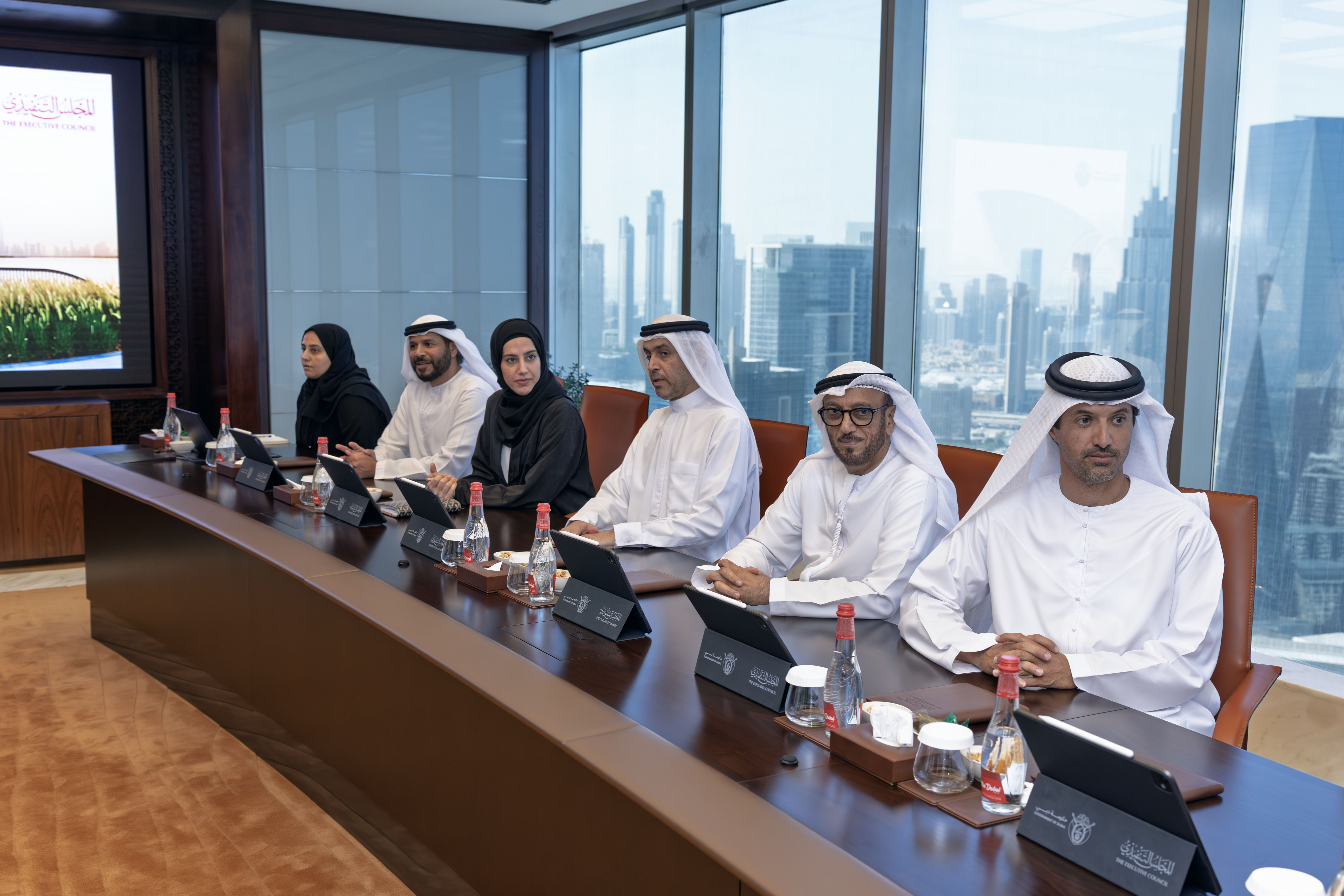 Sheikh Hamdan Media Gallery - Hamdan bin Mohammed approves new policies and initiatives promoting healthcare, family ...