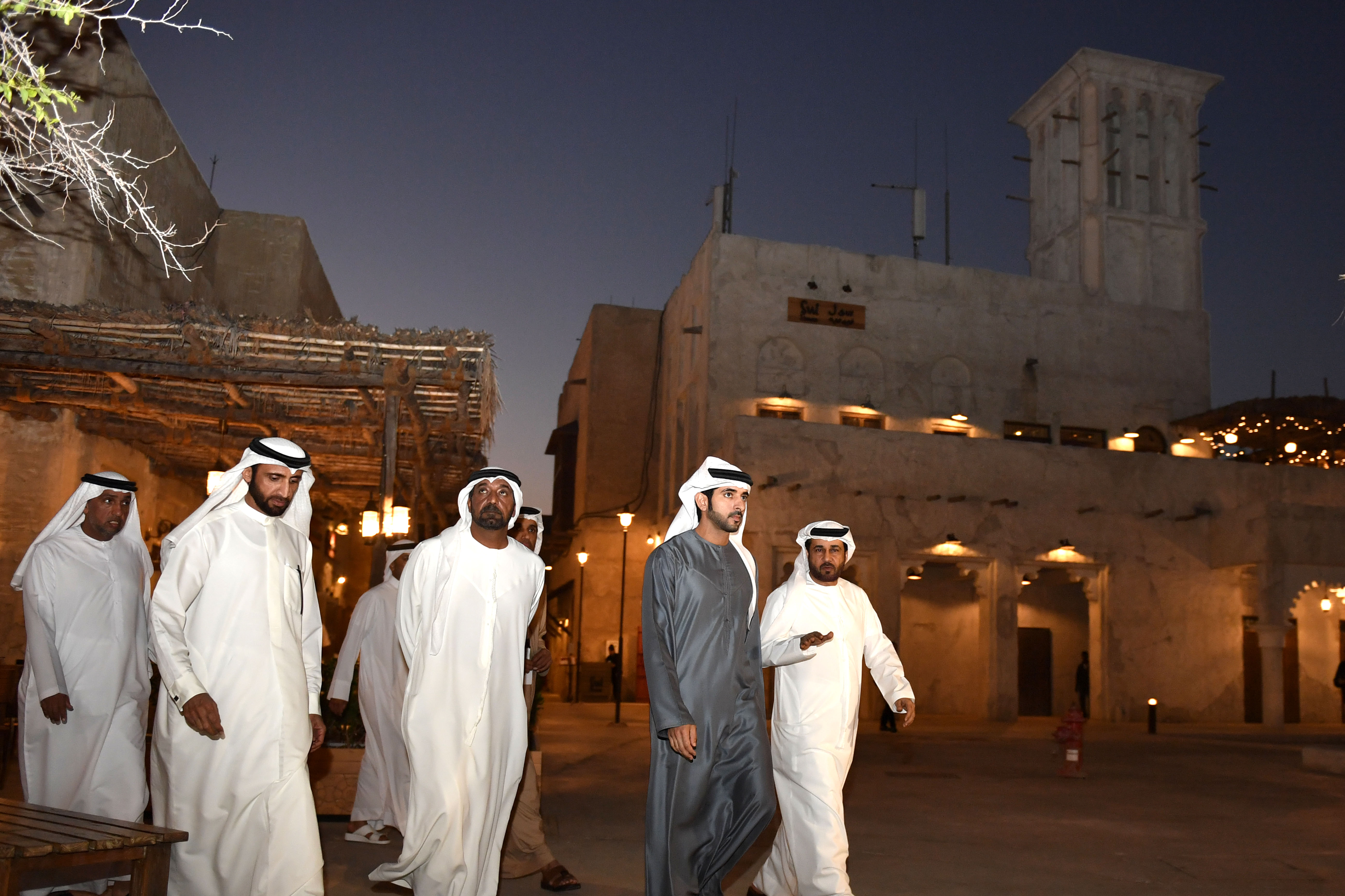 حمدان بن محمد بن راشد يزور مشروع السيف الوجهة السياحية الجديدة على ضفاف