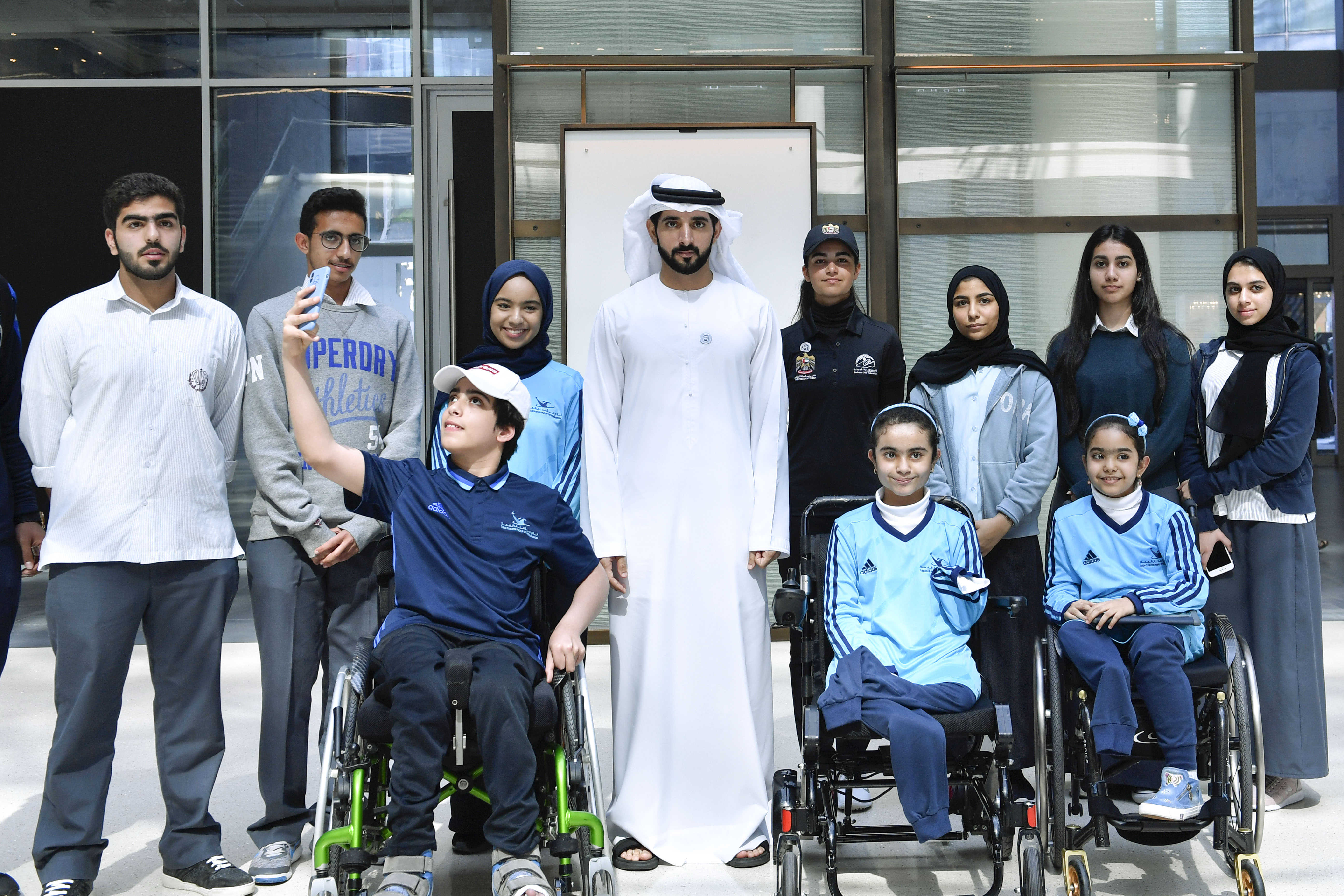 Hamdan bin Mohammed visits Dubai Sports Council