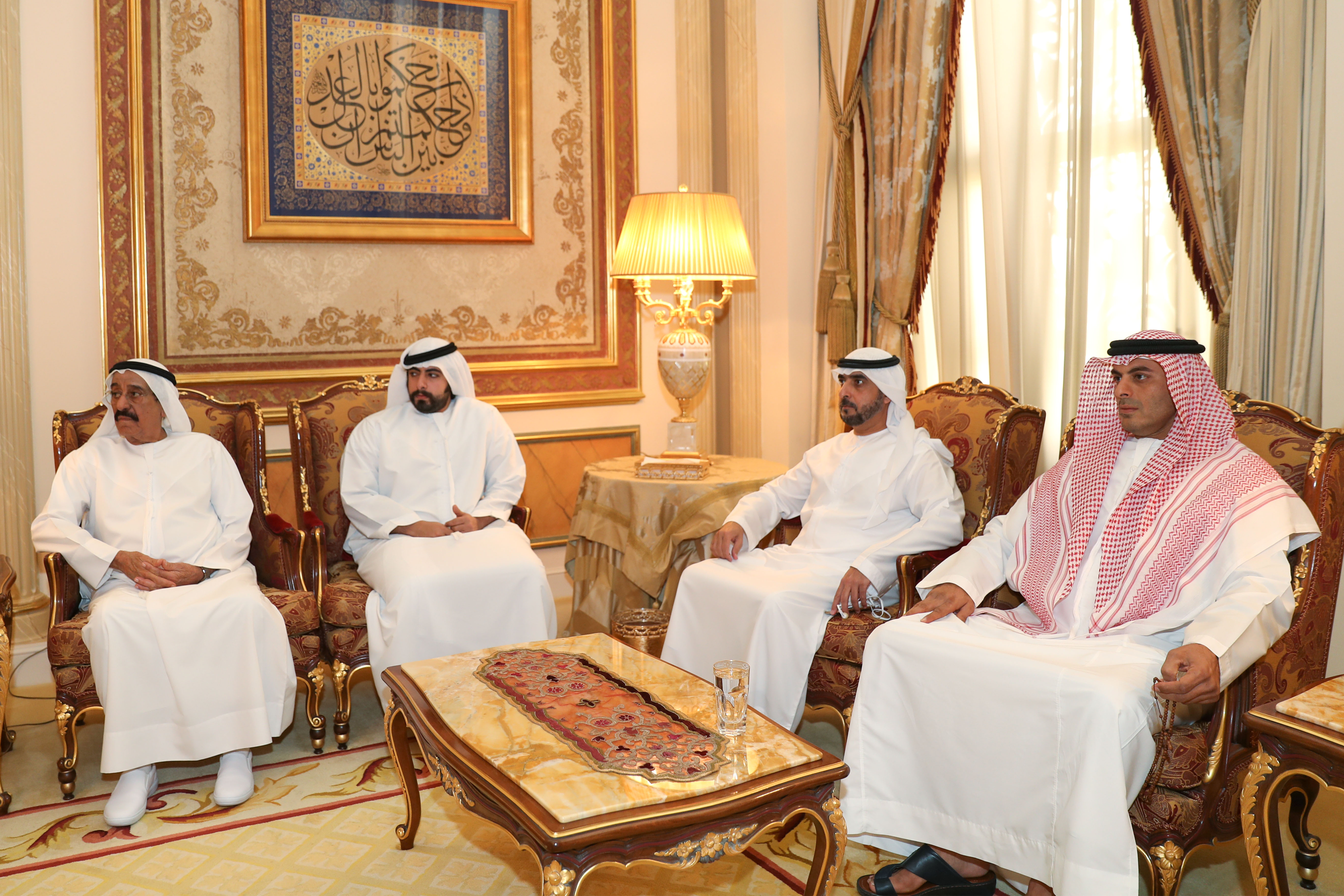 سلطان القاسمي وسعود المعلا يتقبلان تعازي حمدان بن محمد والشيوخ والمسؤولين