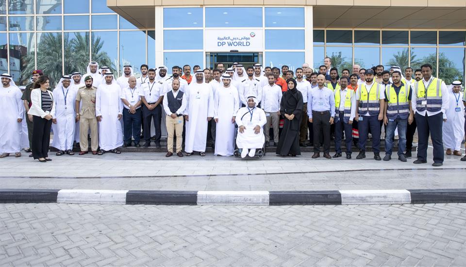 Hamdan bin Mohammed visits DP World’s facilities, inspects operations of