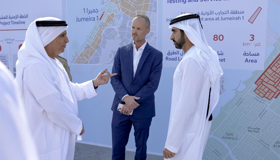 Hamdan bin Mohammed goes on first test ride of Cruise autonomous electric vehicle in Jumeirah 1