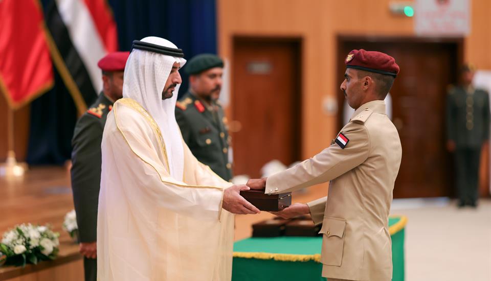 Hamdan bin Mohammed attends graduation ceremony at Zayed II Military College in Al Ain