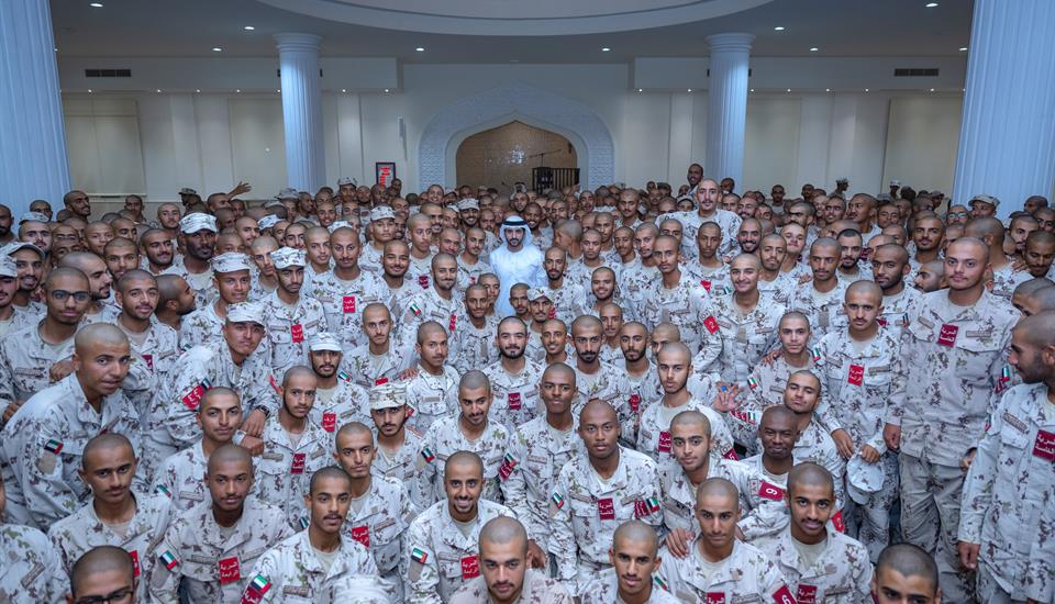 Hamdan bin Mohammed shares Iftar with national service recruits in Abu Dhabi