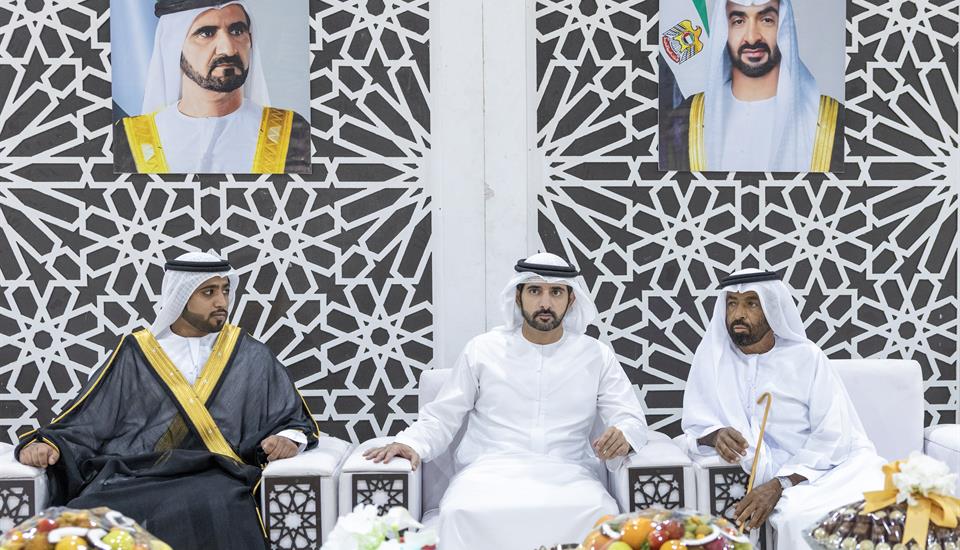 حمدان بن محمد يحضر أفراح الكتبي