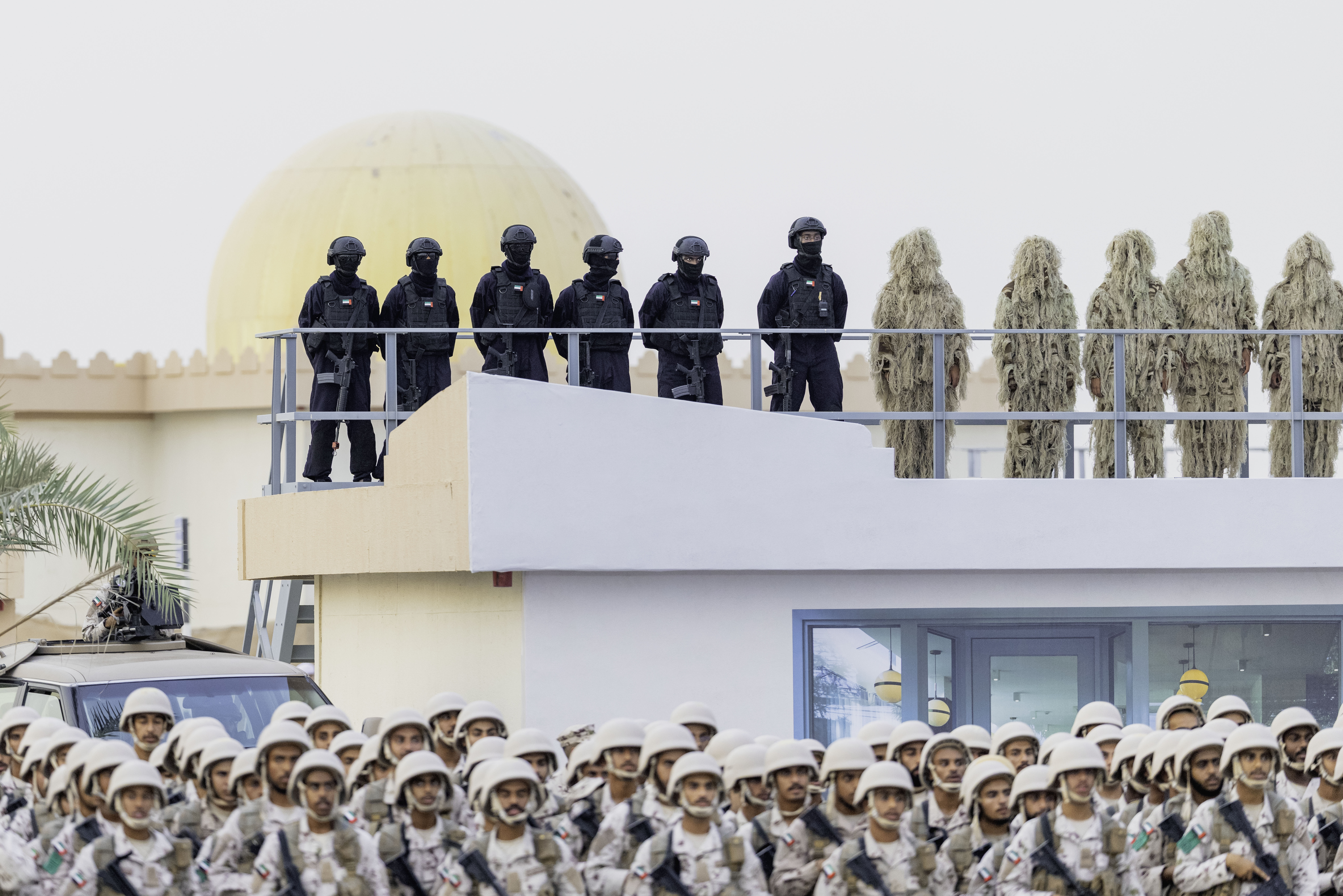 Hamdan bin Mohammed witnesses display of skills of National Service Programme recruits